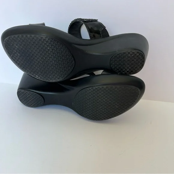 Callisto Jezzie Black Jeweled Double Strap Sandals - Picture 6 of 6